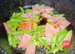 火腿炒四季豆的做法图解6