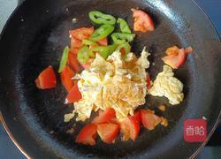 西红柿鸡蛋尖椒汤面的做法图解7