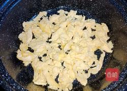 蒜苔鸡蛋炒外婆菜的做法图解5