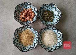 花生绿豆杂粮粥的做法图解1