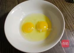蘑菇鸡蛋汤面的做法图解2
