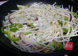 金针菇炒鸡蛋的做法图解10