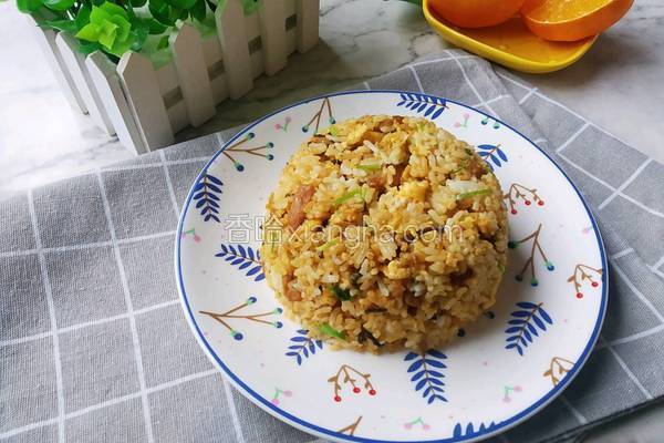 外婆菜蛋炒饭