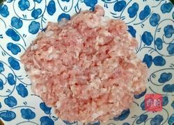 胡萝卜猪肉云吞的做法图解1