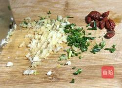 汆烫圆子的做法图解3