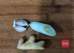 萝卜丝鱼汤的做法图解3