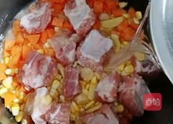 玉米胡萝卜排骨粥的做法图解9