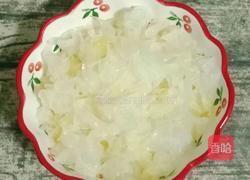 雪梨南瓜银耳羹的做法图解2