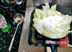 羊肉白菜煲的做法图解3