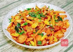 五花肉炒花生芽的做法图解10