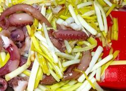 蒜黄炒鱿鱼须的做法图解14