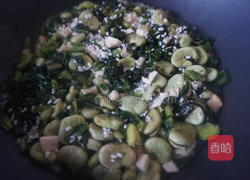  莴笋叶蚕豆焖饭的做法图解7