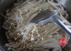 菌菇鸡汤荞麦面的做法图解7