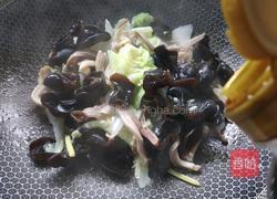 木耳白菜炒肚丝的做法图解7