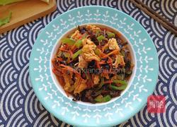 鱼香鸡蛋的做法图解1