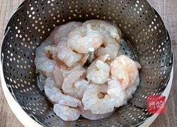 西蓝花炒虾仁的做法图解7