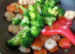 西蓝花炒虾仁的做法图解14