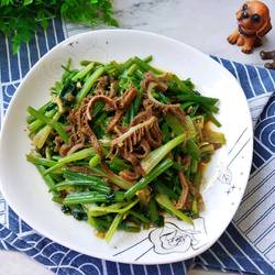 芹菜牛百叶的做法[图]