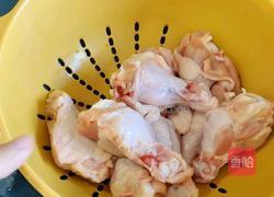 土豆焖翅根的做法图解1