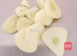 Illustration of how to make yam, vermicelli, carrots and stir-fried cabbage 1