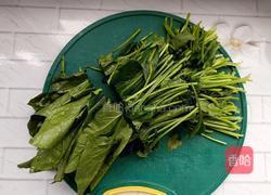 菠菜炒鸡蛋的做法图解3