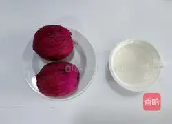 Illustration of how to make dragon fruit milkshake 1
