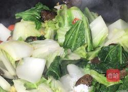 腊肠炒大白菜的做法图解7