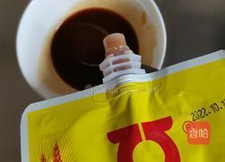 白菜帮蒜黄炒肉丝的做法图解4