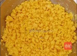 韭菜猪肉玉米菜团子的做法图解3