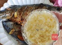 蒜香烤鲈鱼的做法图解6