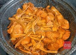 鹿茸菇烧腩肉的做法图解13