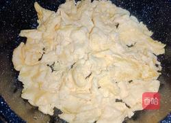 榨菜炒鸭蛋的做法图解5