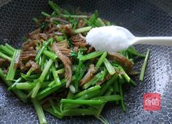 芹菜牛百叶的做法图解9