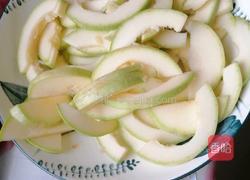 素炒西葫芦土豆片的做法图解2