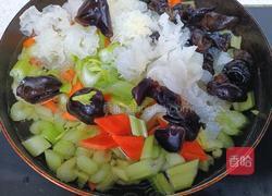 凉拌银耳的做法图解6