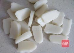 鱼丸蛋饺年糕汤的做法图解3