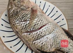 香煎福寿鱼的做法图解1