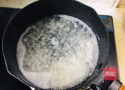 醪糟蛋花汤的做法图解3