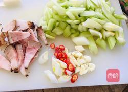 猪肉粉条烩菜的做法图解3