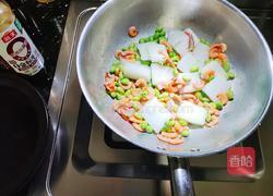 冬瓜毛豆子虾尾汤的做法图解4