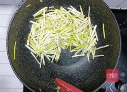 蒜黄炒鸡蛋的做法图解11