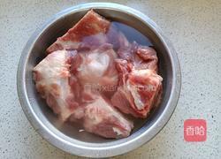 家常炖大骨头的做法图解2