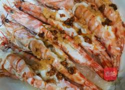 粉丝蒸大虾的做法图解5