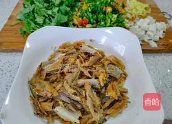 辣椒炒酥鱼的做法图解3