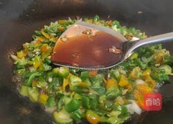 辣椒炒酥鱼的做法图解6