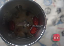 红枣银耳桃胶桂圆羹的做法图解6