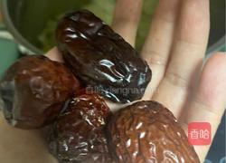 银耳桂圆红枣羹的做法图解3