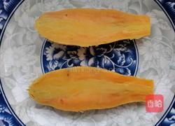 微波炉版红薯花生糕的做法图解1
