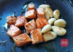 三文鱼香肠烤土豆的做法图解8