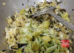 酸菜炒饭的做法图解6